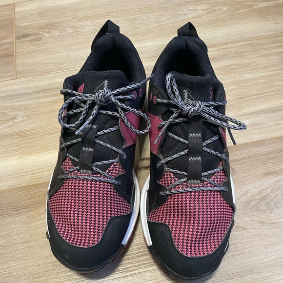 Adidas tr8 kanadia trail running shoes Pink and Black womens 8.5 Athletic Shoes - Picture 3 of 7